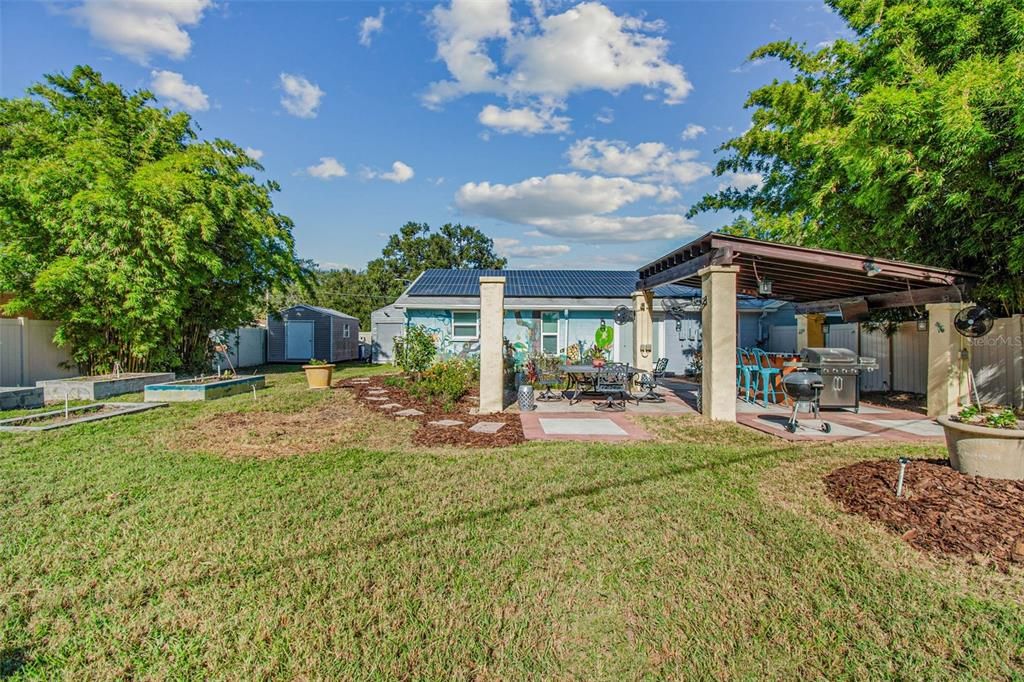 待售: $549,000 (5 贝兹, 3 浴室, 2412 平方英尺)