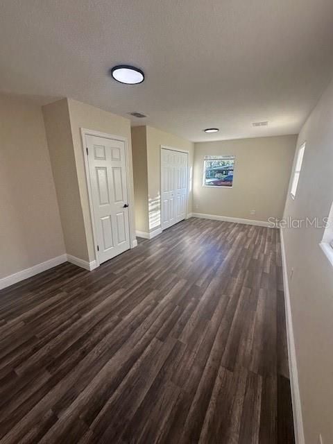 Active With Contract: $289,000 (3 beds, 2 baths, 910 Square Feet)