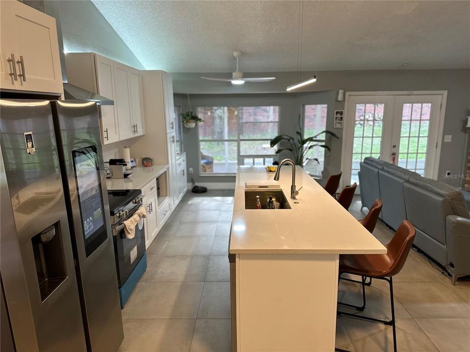 For Sale: $479,500 (4 beds, 2 baths, 2070 Square Feet)