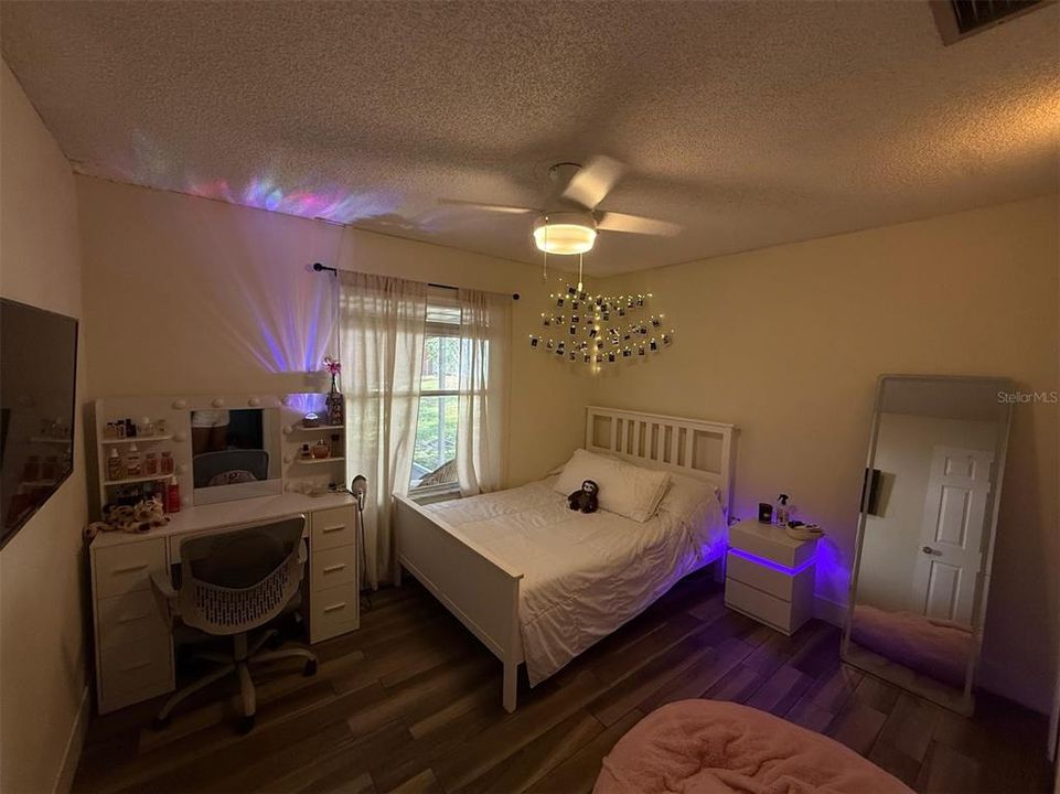 For Sale: $479,500 (4 beds, 2 baths, 2070 Square Feet)