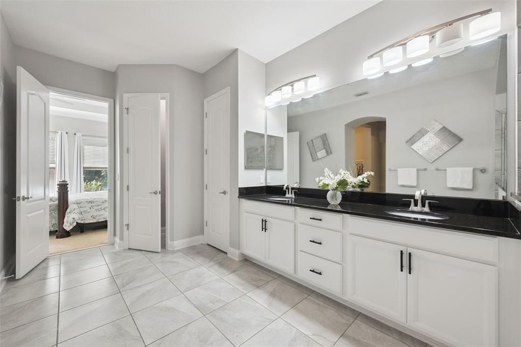 На продажу: $825,000 (4 спален, 3 ванн, 3262 Квадратных фут)