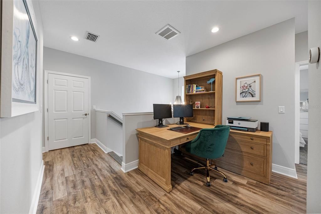 For Sale: $960,000 (4 beds, 3 baths, 2415 Square Feet)