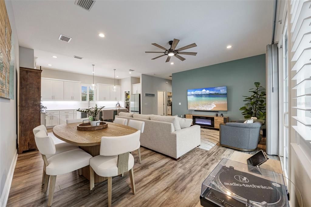 For Sale: $960,000 (4 beds, 3 baths, 2415 Square Feet)