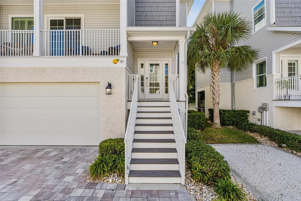 For Sale: $960,000 (4 beds, 3 baths, 2415 Square Feet)