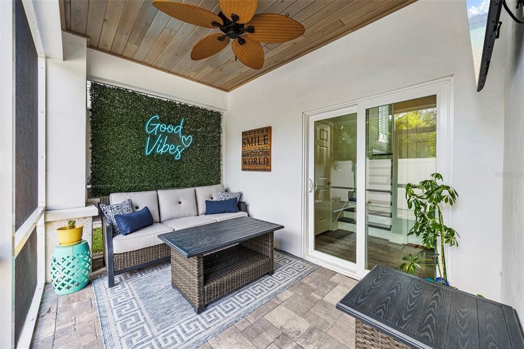 For Sale: $960,000 (4 beds, 3 baths, 2415 Square Feet)