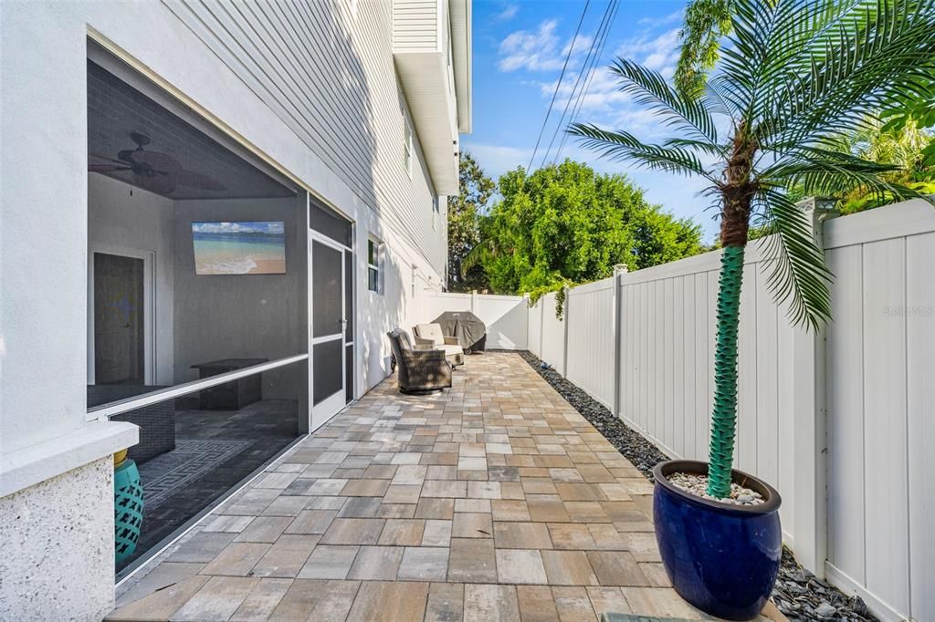 For Sale: $960,000 (4 beds, 3 baths, 2415 Square Feet)