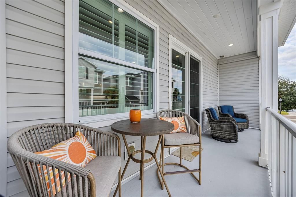 For Sale: $960,000 (4 beds, 3 baths, 2415 Square Feet)