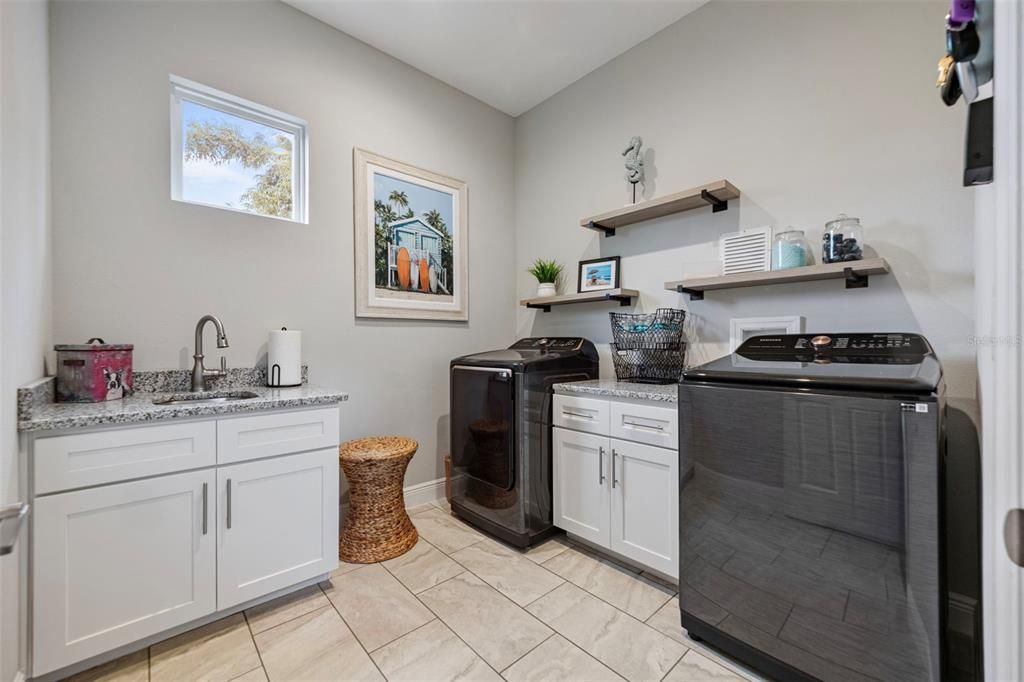 For Sale: $960,000 (4 beds, 3 baths, 2415 Square Feet)