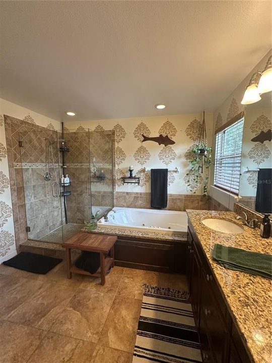 На продажу: $605,000 (4 спален, 2 ванн, 2320 Квадратных фут)