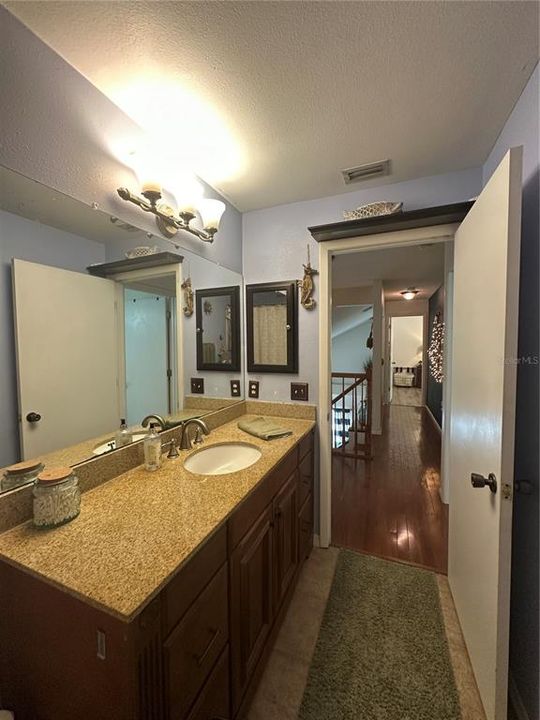 На продажу: $605,000 (4 спален, 2 ванн, 2320 Квадратных фут)