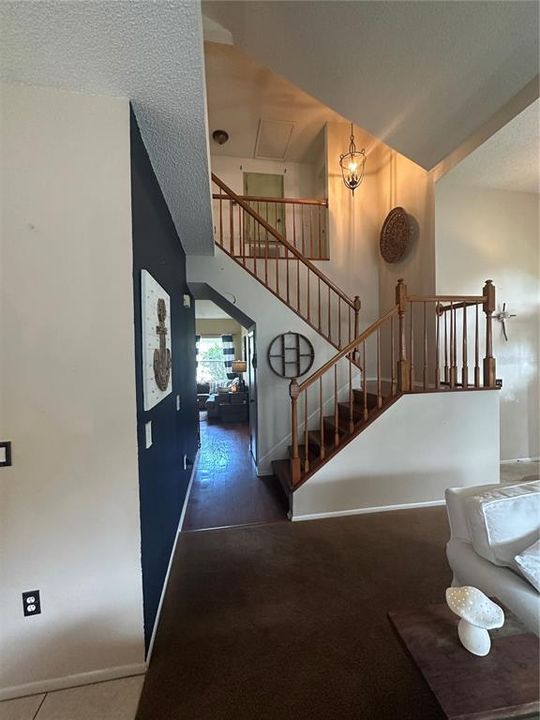 На продажу: $605,000 (4 спален, 2 ванн, 2320 Квадратных фут)