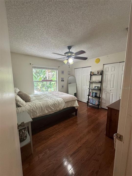 На продажу: $605,000 (4 спален, 2 ванн, 2320 Квадратных фут)