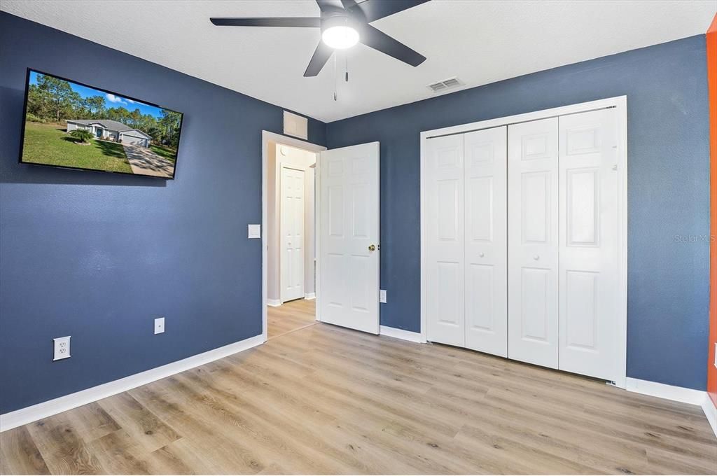 En Venta: $374,900 (3 camas, 2 baños, 1659 Pies cuadrados)