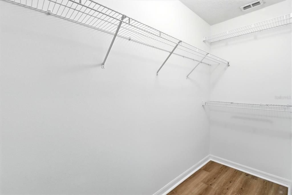 En Venta: $374,900 (3 camas, 2 baños, 1659 Pies cuadrados)