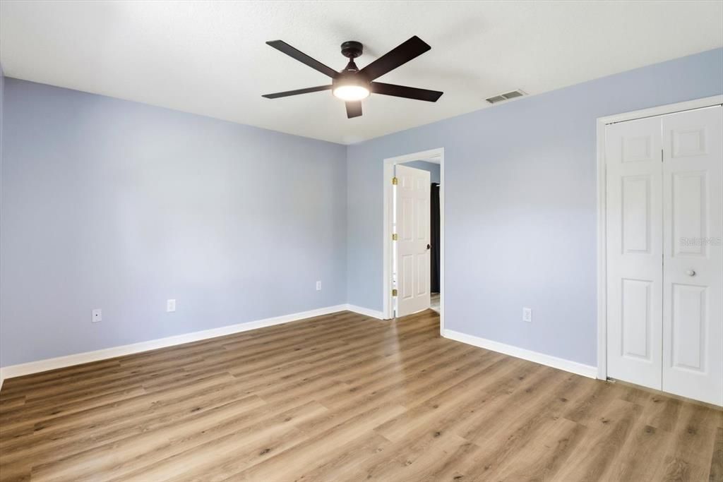 En Venta: $374,900 (3 camas, 2 baños, 1659 Pies cuadrados)