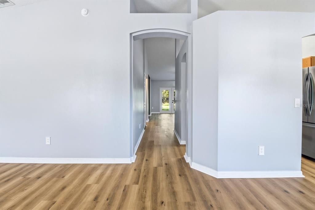 En Venta: $374,900 (3 camas, 2 baños, 1659 Pies cuadrados)