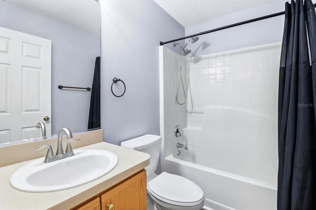 En Venta: $374,900 (3 camas, 2 baños, 1659 Pies cuadrados)