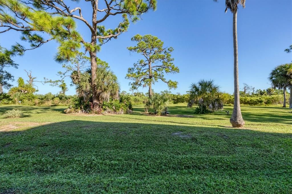 For Sale: $190,000 (2 beds, 2 baths, 1230 Square Feet)