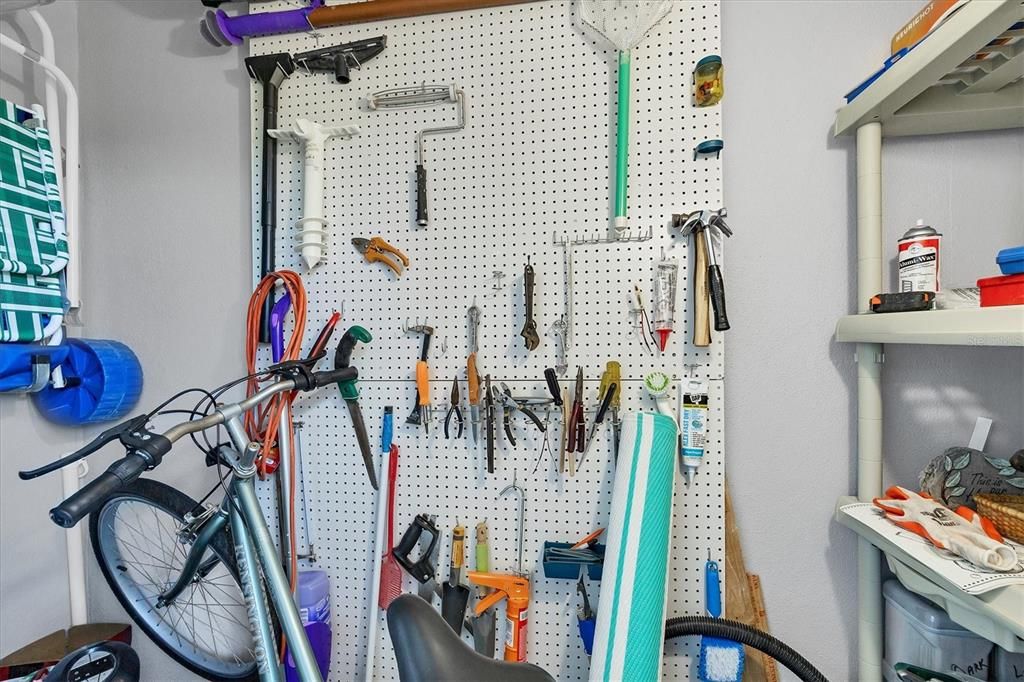 For Sale: $190,000 (2 beds, 2 baths, 1230 Square Feet)