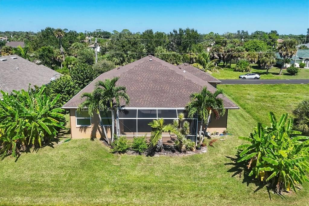 Под контрактом: $275,000 (3 спален, 2 ванн, 2287 Квадратных фут)