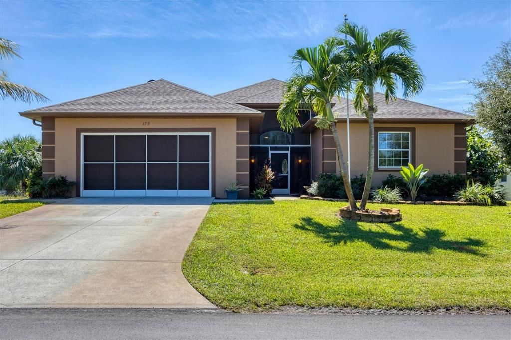 Под контрактом: $275,000 (3 спален, 2 ванн, 2287 Квадратных фут)