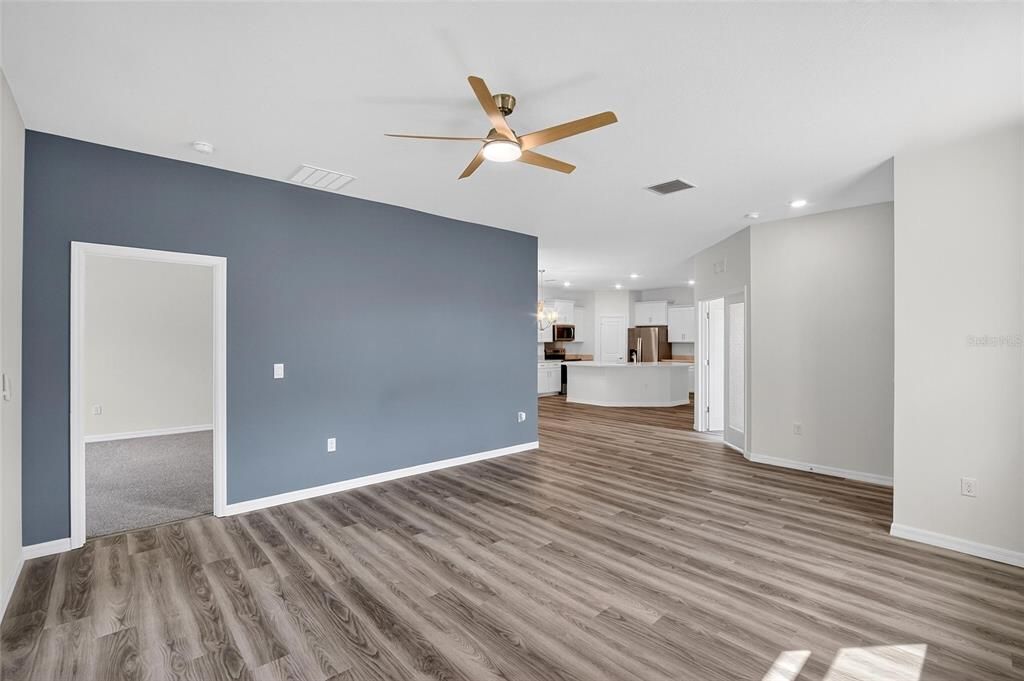 出租: $2,625 (3 贝兹, 2 浴室, 1565 平方英尺)