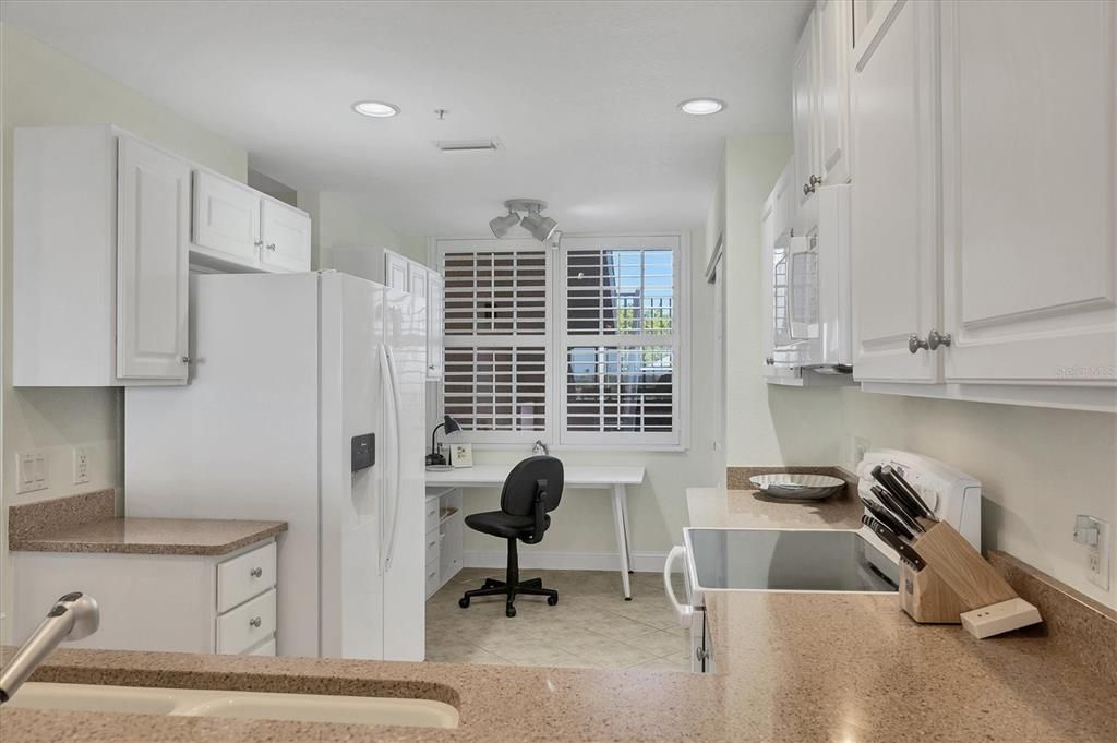 待售: $550,000 (2 贝兹, 2 浴室, 1456 平方英尺)