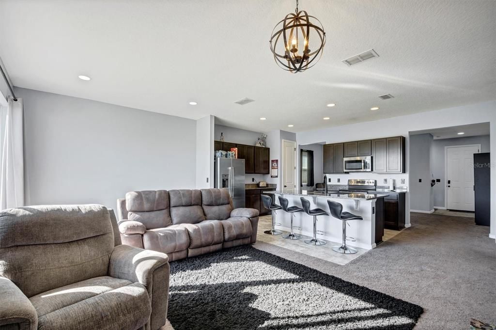 На продажу: $274,000 (2 спален, 2 ванн, 1530 Квадратных фут)