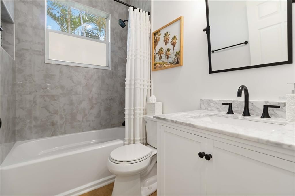 待售: $575,000 (3 贝兹, 2 浴室, 2073 平方英尺)