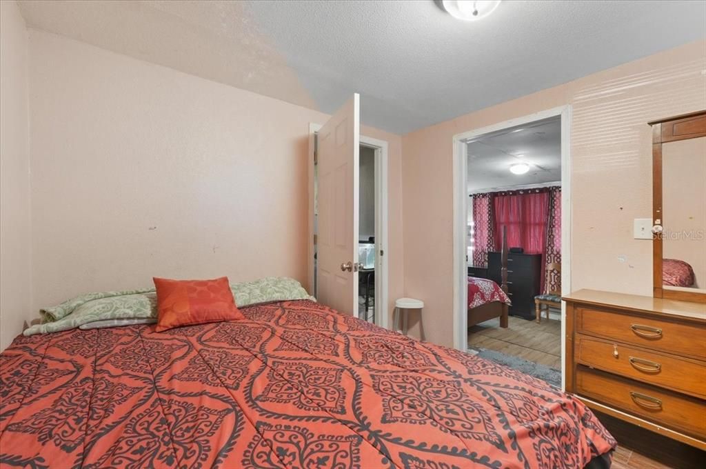 En Venta: $170,000 (3 camas, 2 baños, 820 Pies cuadrados)