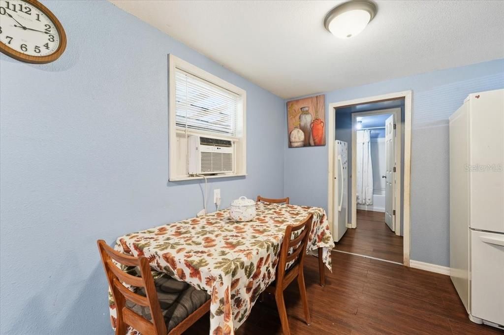 En Venta: $170,000 (3 camas, 2 baños, 820 Pies cuadrados)