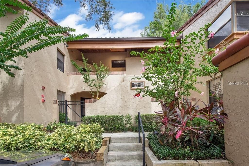 最近售出: $389,000 (3 贝兹, 2 浴室, 1460 平方英尺)