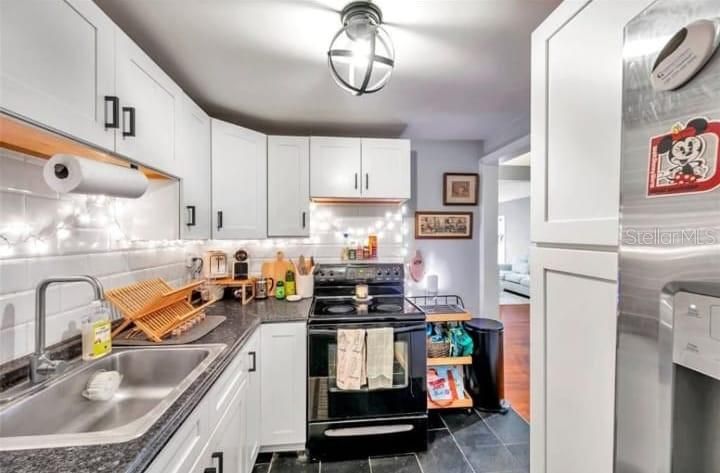 Active With Contract: $1,999 (1 beds, 1 baths, 732 Square Feet)