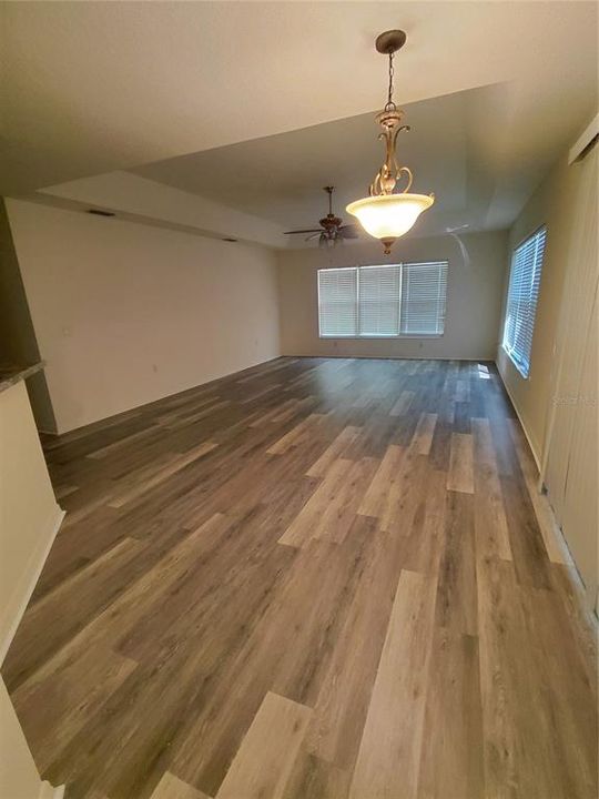 В аренду: $1,800 (4 спален, 3 ванн, 2231 Квадратных фут)