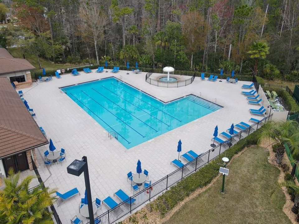 For Sale: $549,900 (4 beds, 2 baths, 2121 Square Feet)