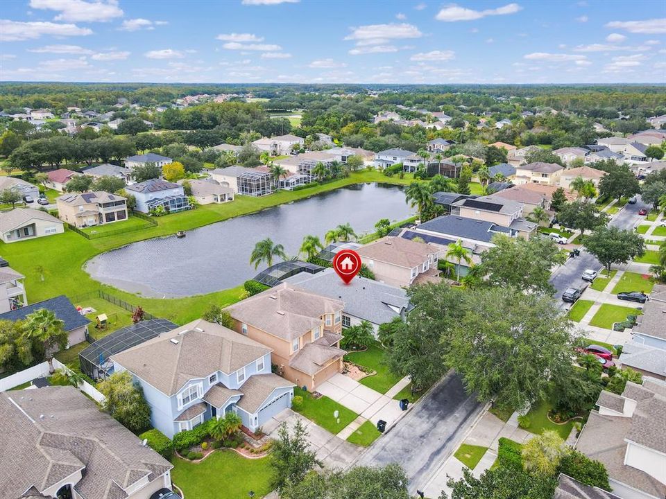 For Sale: $549,900 (4 beds, 2 baths, 2121 Square Feet)