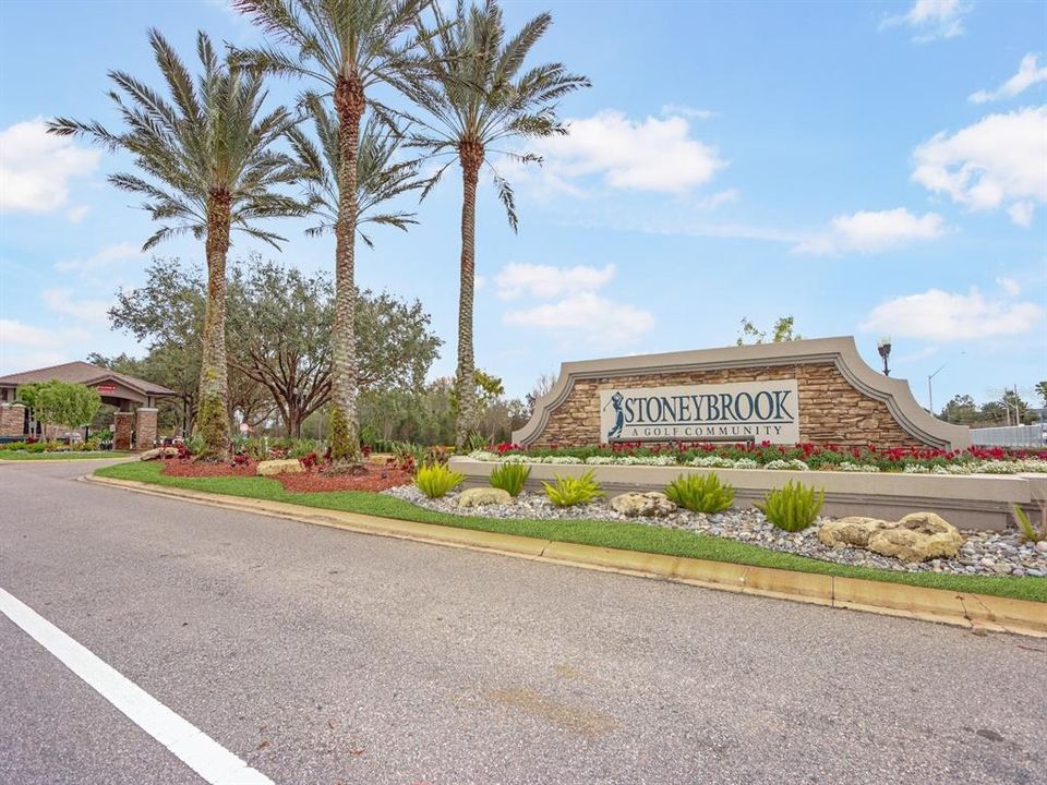 For Sale: $549,900 (4 beds, 2 baths, 2121 Square Feet)