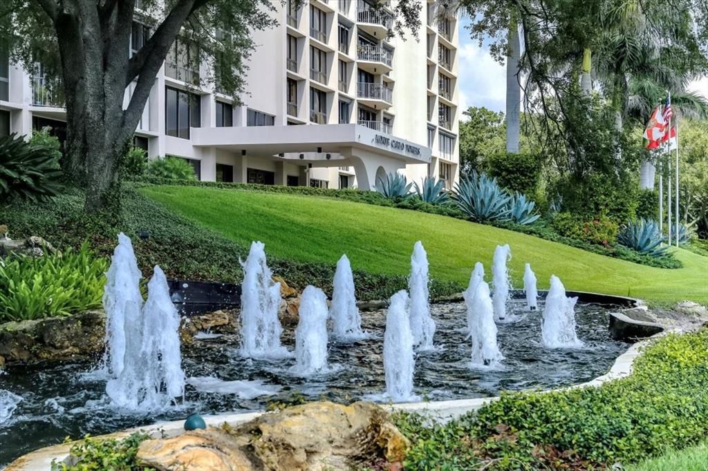 Active With Contract: $1,200,000 (3 beds, 3 baths, 2007 Square Feet)