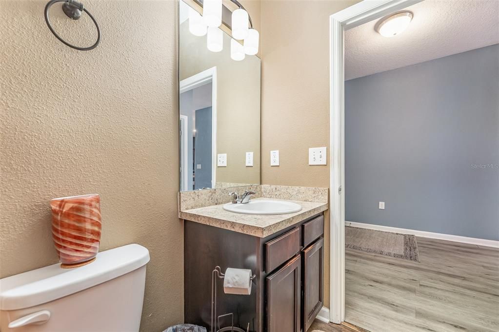 Active With Contract: $270,000 (4 beds, 2 baths, 1929 Square Feet)