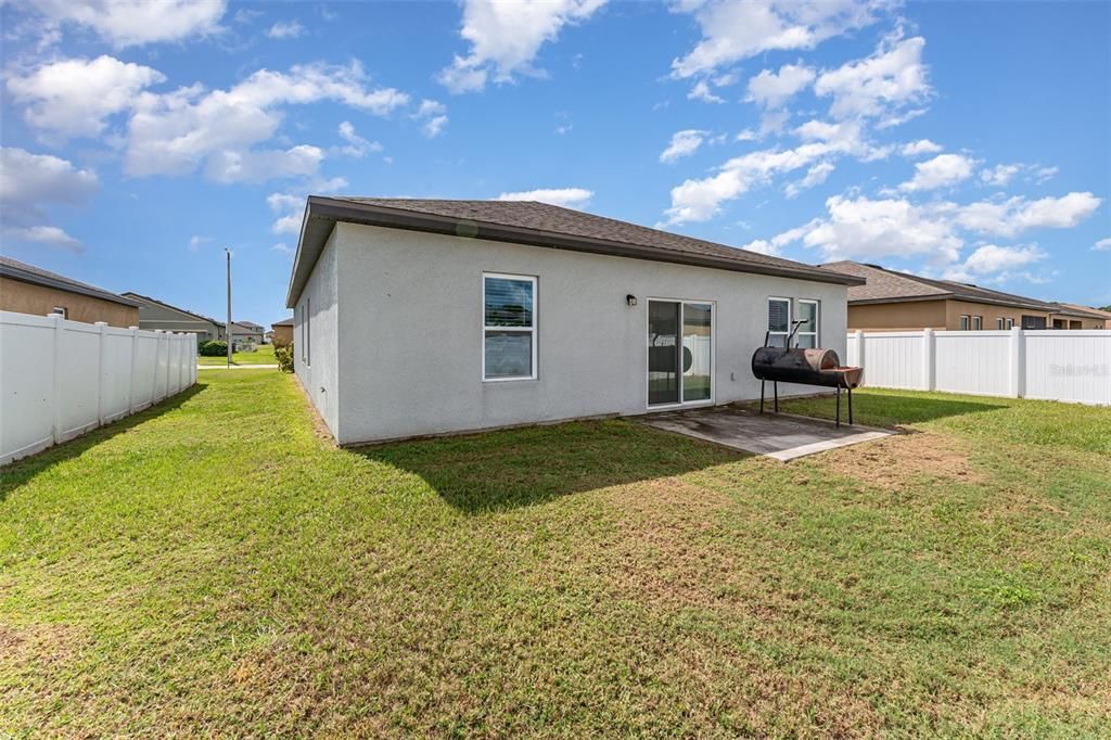 Active With Contract: $270,000 (4 beds, 2 baths, 1929 Square Feet)