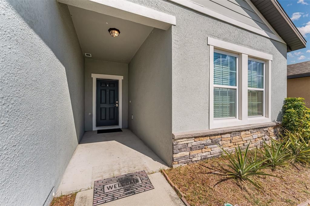 Active With Contract: $270,000 (4 beds, 2 baths, 1929 Square Feet)