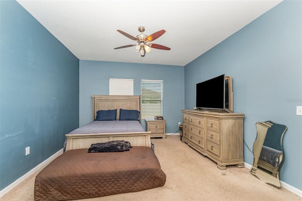 Active With Contract: $270,000 (4 beds, 2 baths, 1929 Square Feet)