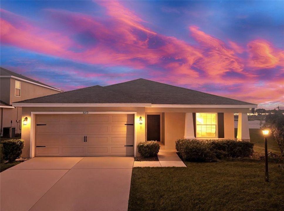 Active With Contract: $360,000 (4 beds, 2 baths, 1722 Square Feet)