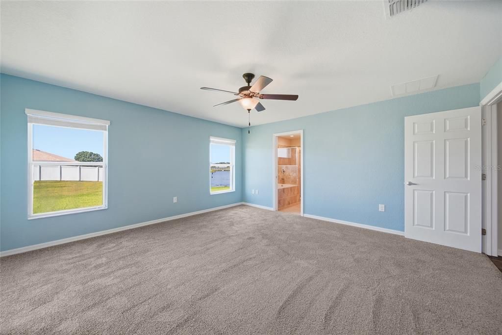 Active With Contract: $360,000 (4 beds, 2 baths, 1722 Square Feet)