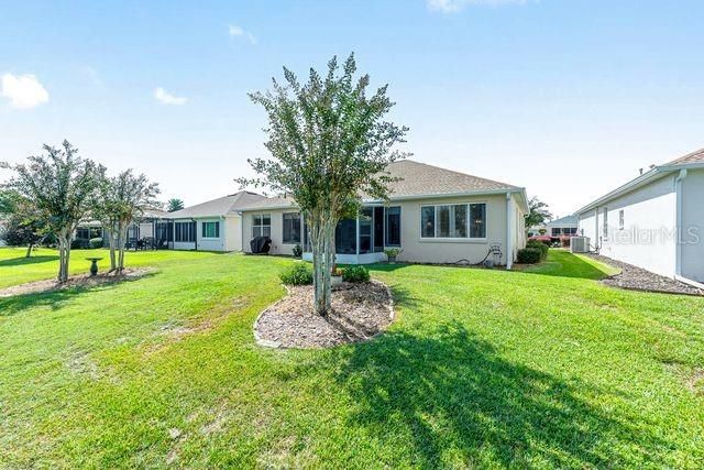 Active With Contract: $304,999 (3 beds, 2 baths, 1971 Square Feet)