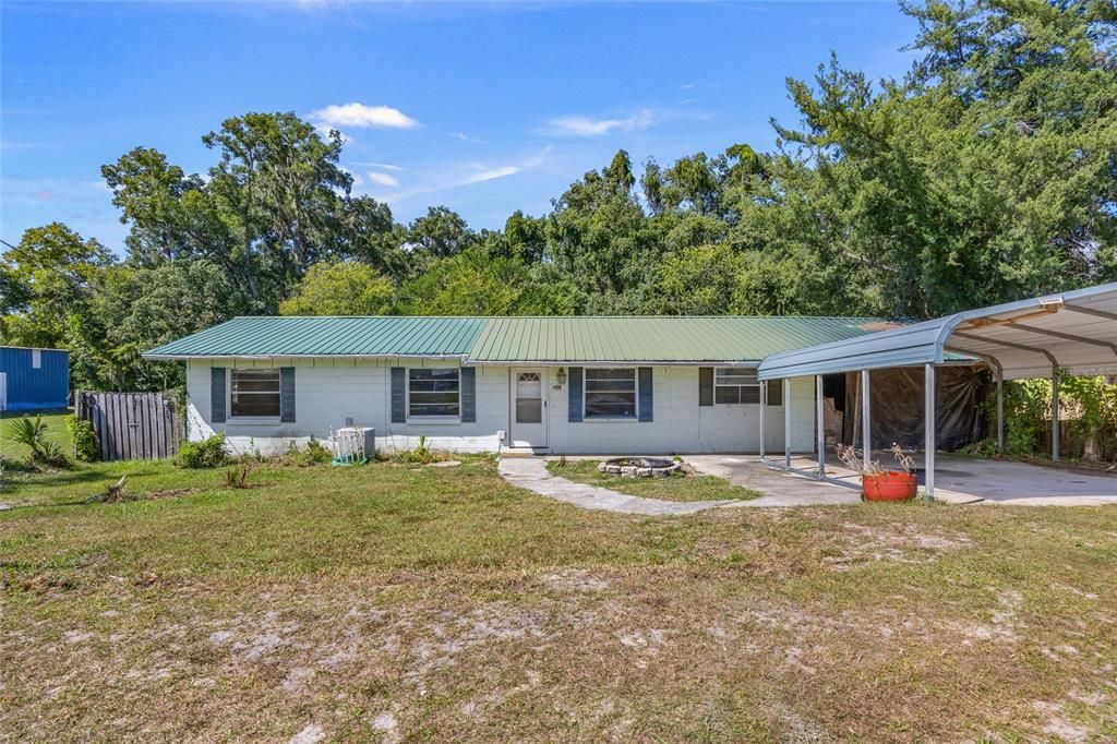 Под контрактом: $162,900 (3 спален, 2 ванн, 1140 Квадратных фут)