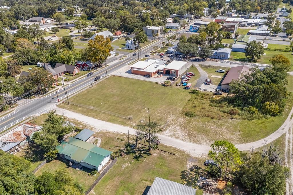 Под контрактом: $162,900 (3 спален, 2 ванн, 1140 Квадратных фут)