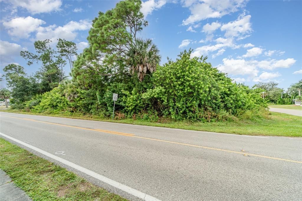 На продажу: $99,000 (0.51 acres)