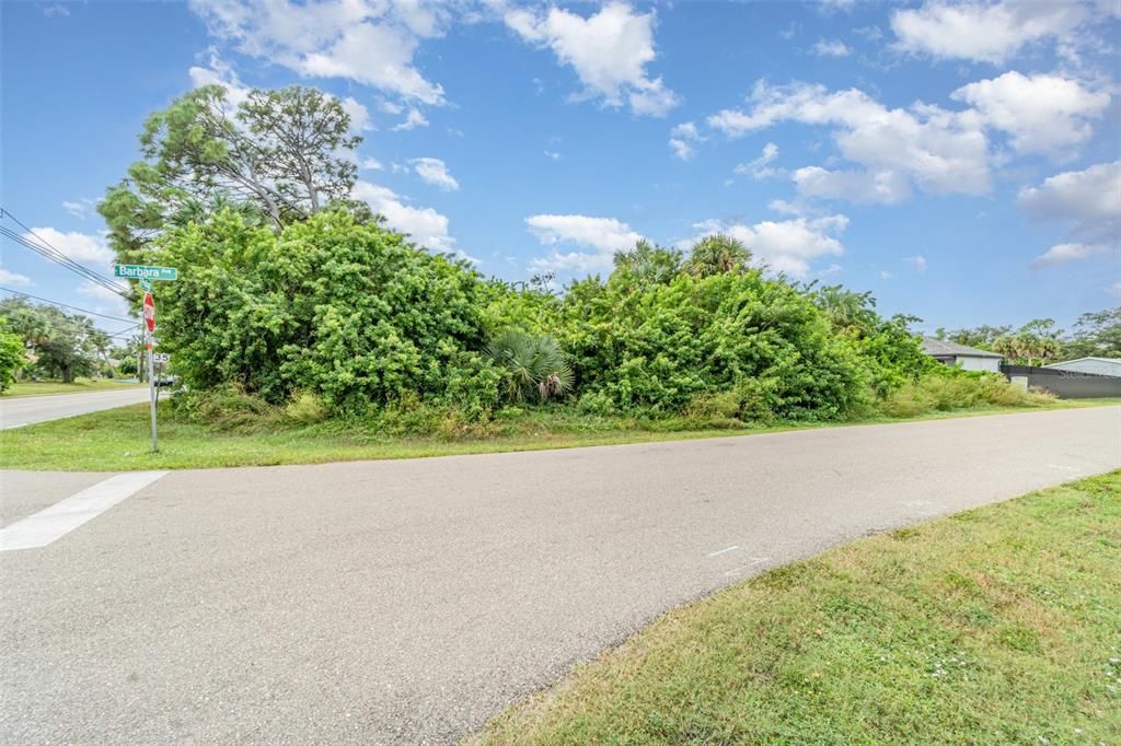 На продажу: $99,000 (0.51 acres)