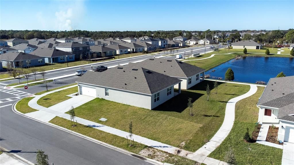 出租: $2,300 (4 贝兹, 2 浴室, 1830 平方英尺)